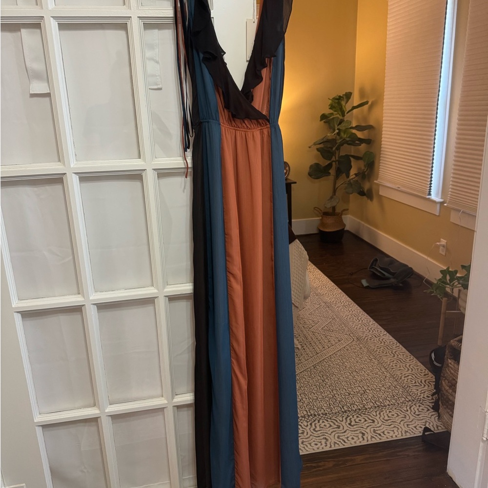 Vici LuluMari Elegant Multicolor Maxi Dress size S NWT
